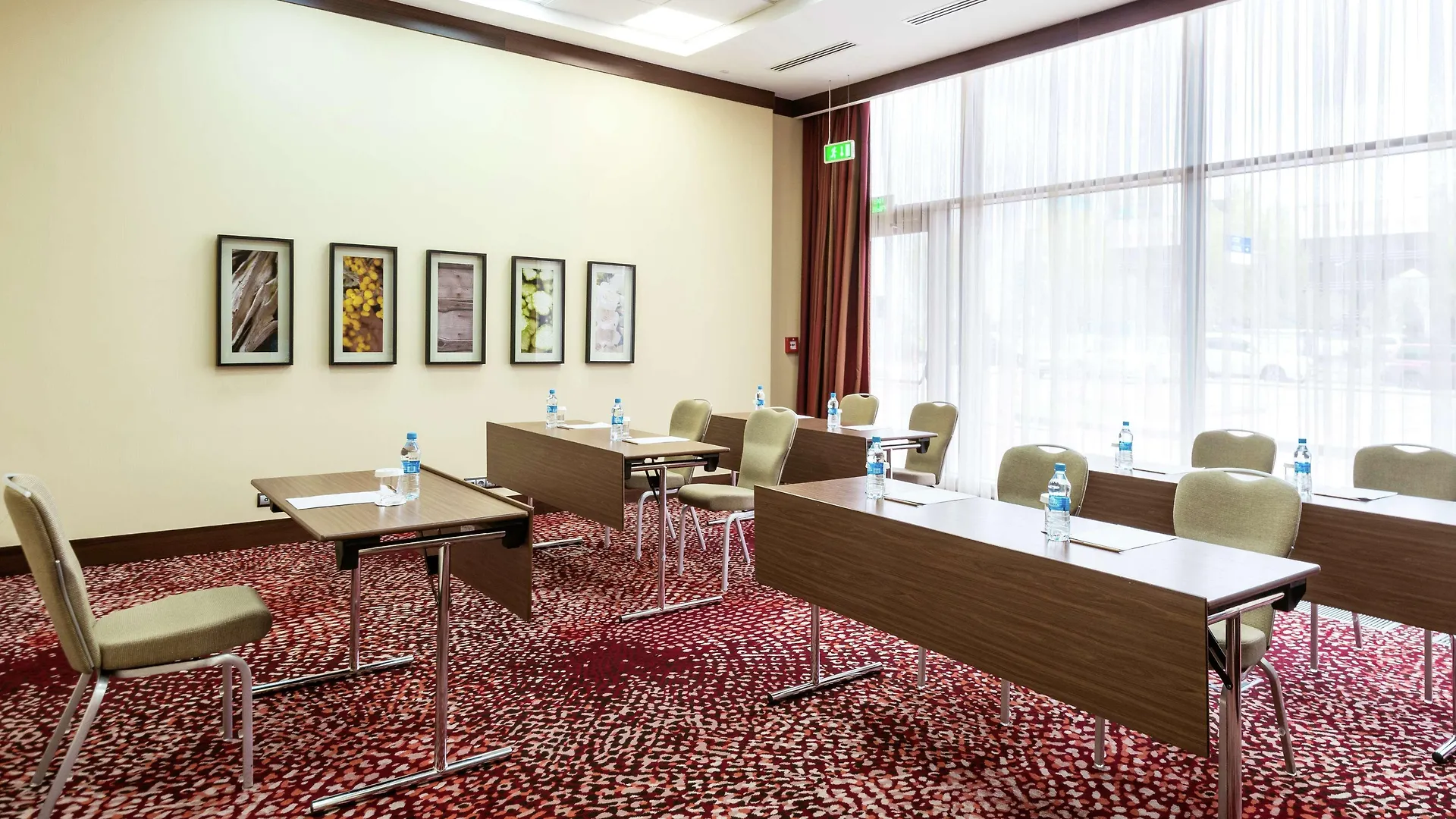 Hilton Garden Inn Astana Hotel